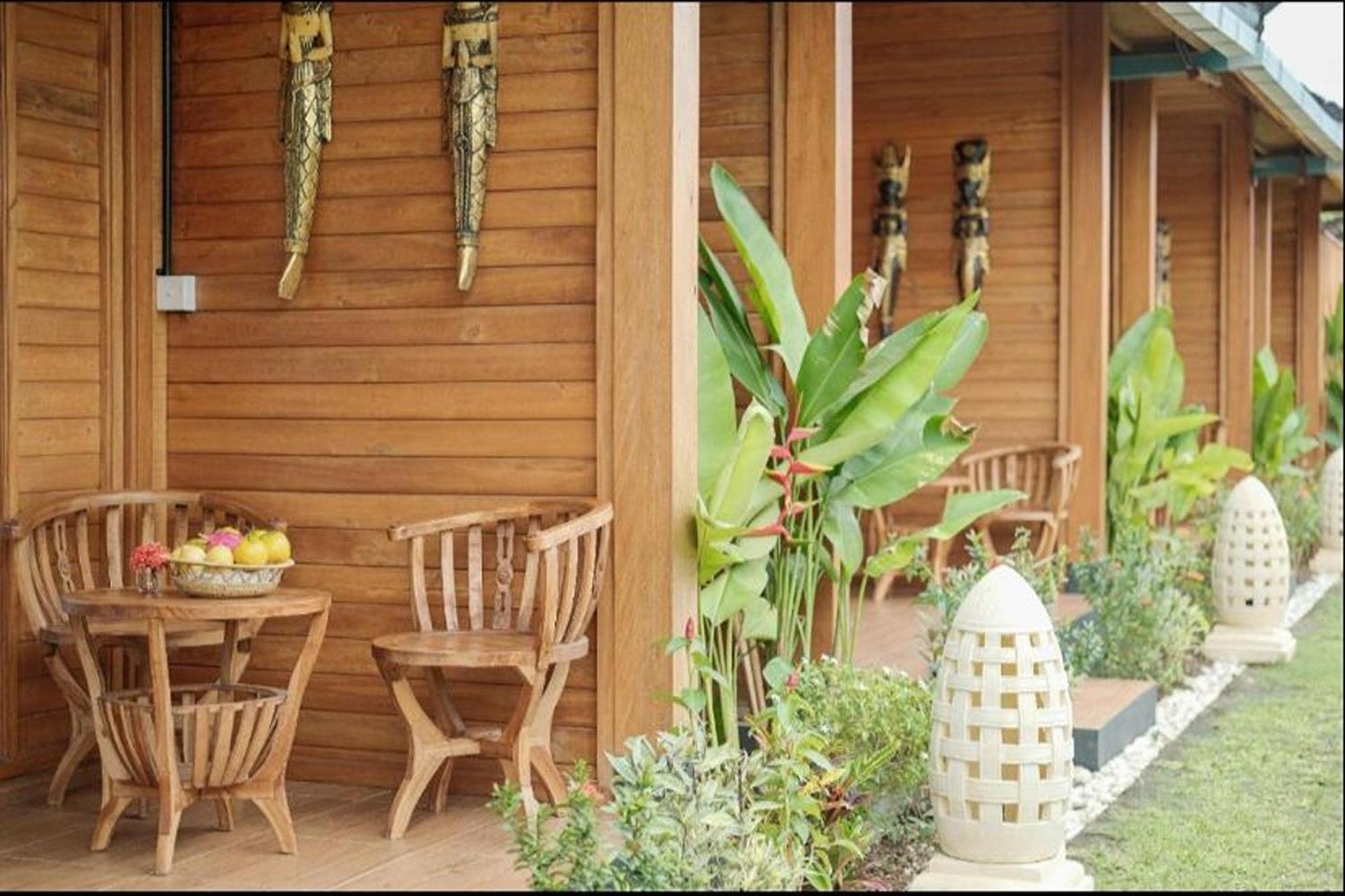 Felise * Sanur (Bali)
